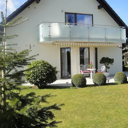 Rose Ahausen (Baden-Wurttemberg)